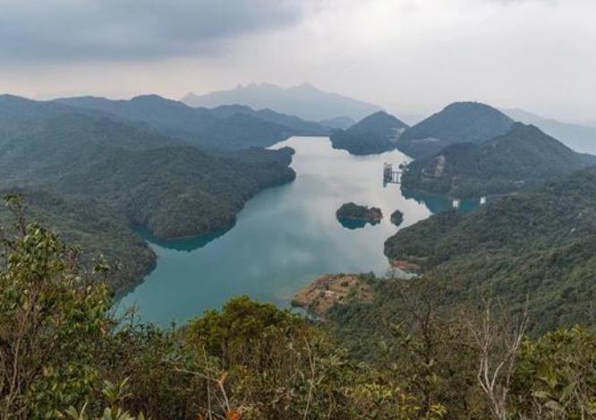 三角山