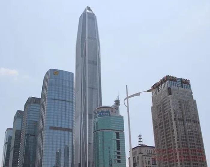 深圳高度超过300米的大楼有哪些