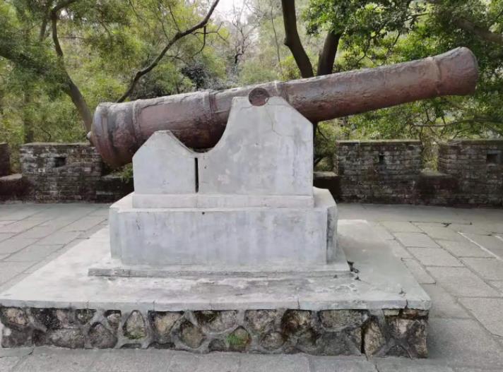 赤湾古炮台