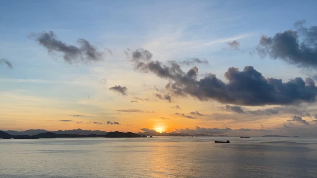 大鹏半岛日出最佳观察点，大鹏半岛去哪里看日出比较好？